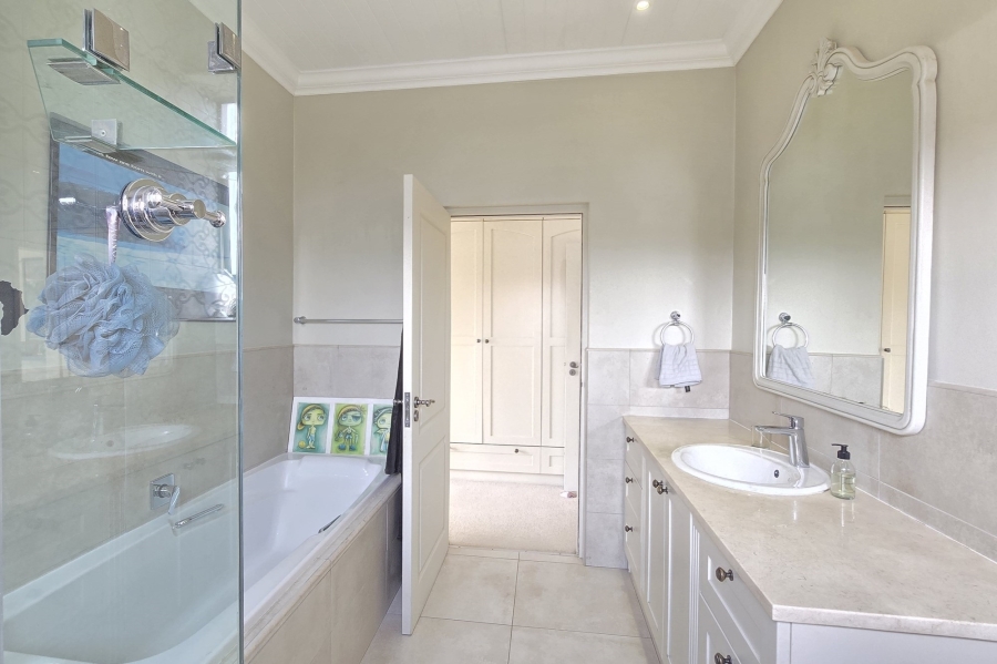 4 Bedroom Property for Sale in Welgevonden Estate Western Cape